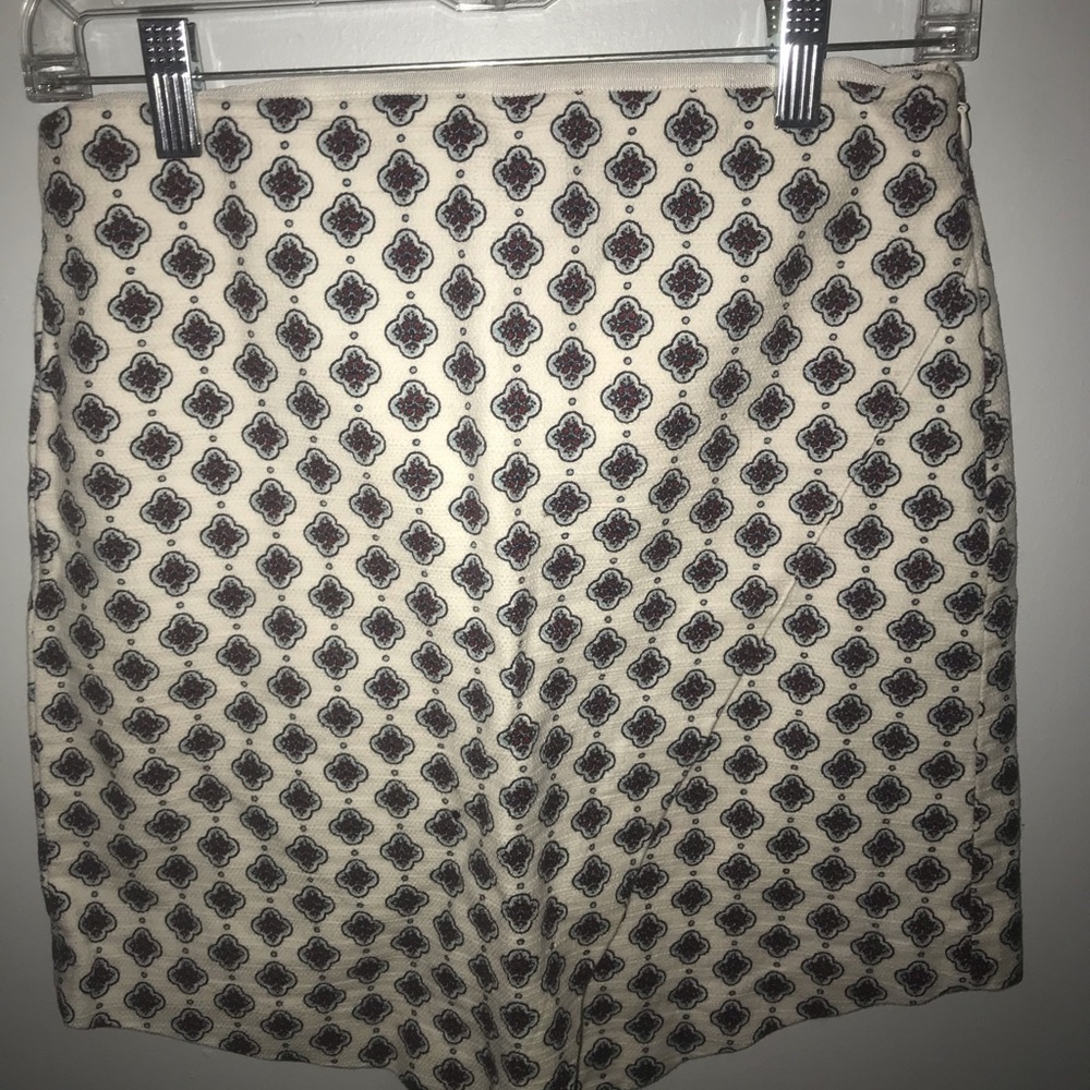 Multi color skirt. Ann Taylor.